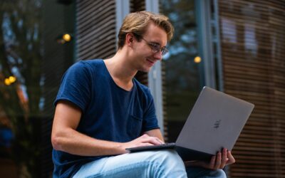 Réparations Laptop Rapides pour Étudiants à Montréal